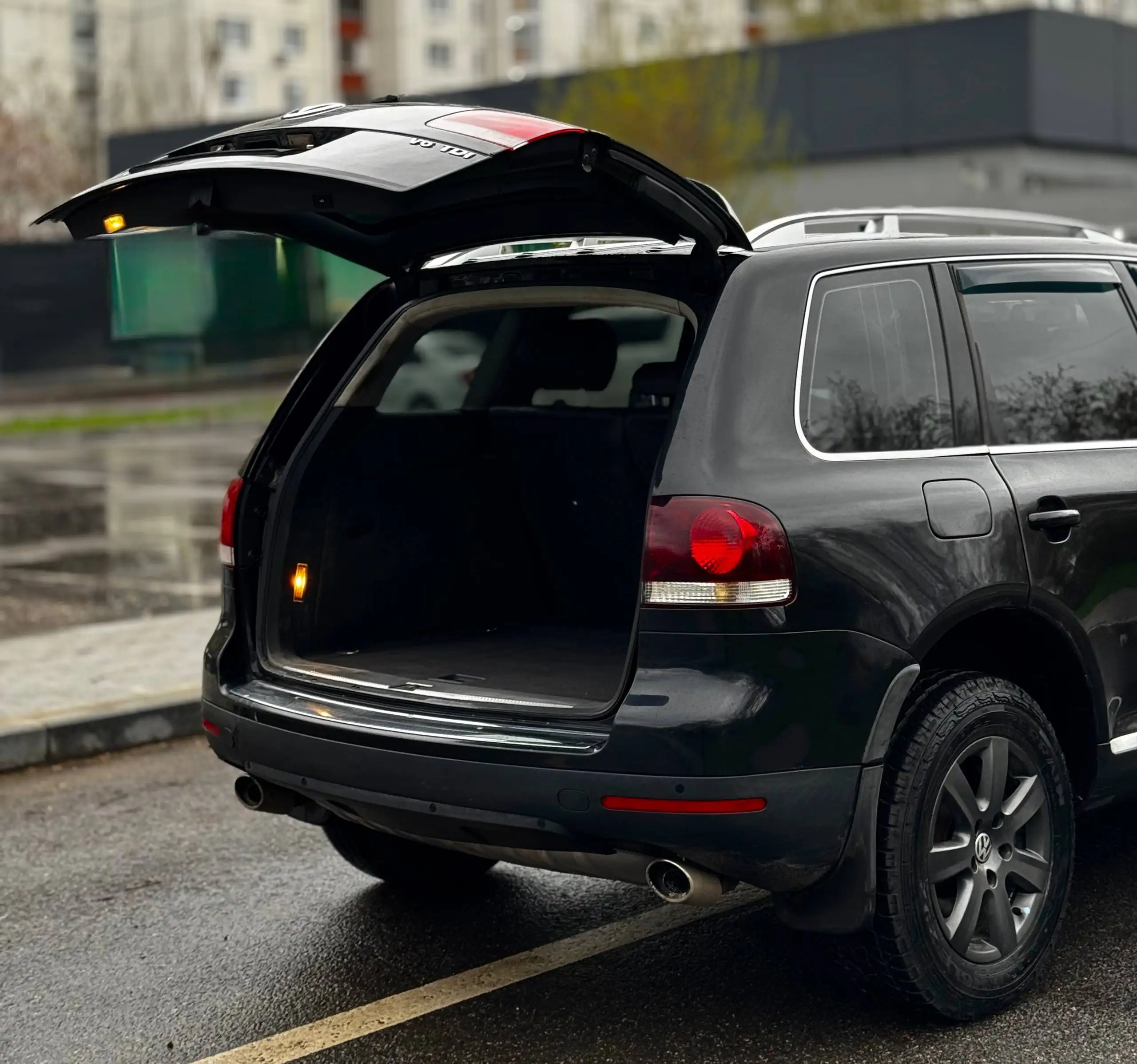 Volkswagen Touareg 3.0 Дизель 2010 в отличном состоянии - Авто в Москва