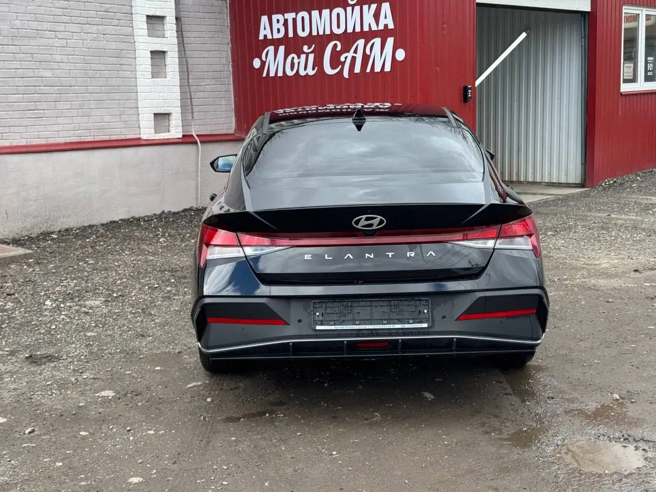 Продажа Hyundai Elantra 2024 года с пробегом 120 тыс. км - Авто в Москва