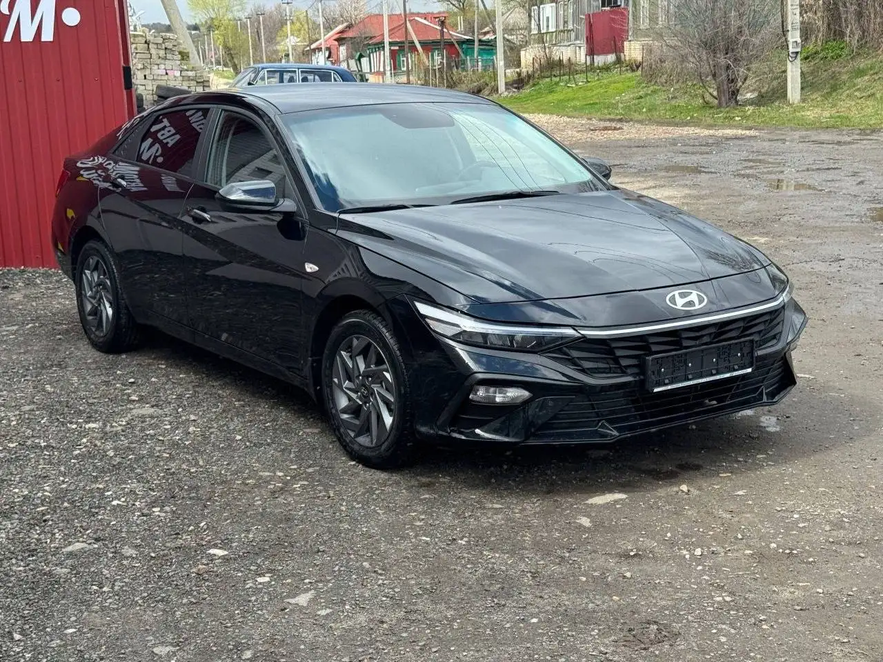 Продажа Hyundai Elantra 2024 года с пробегом 120 тыс. км - Авто в Москва
