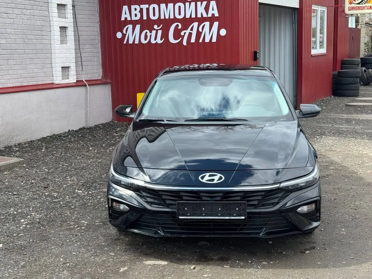 Продажа Hyundai Elantra 2024 года с пробегом 120 тыс. км - Авто в Москва