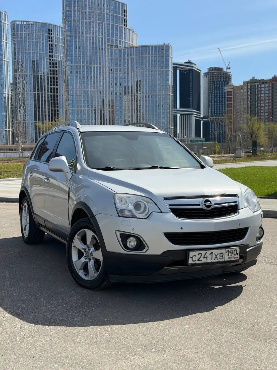 Subaru Forester, Lada Vesta SW Cross, Opel Antara в продаже - Авто в Москва