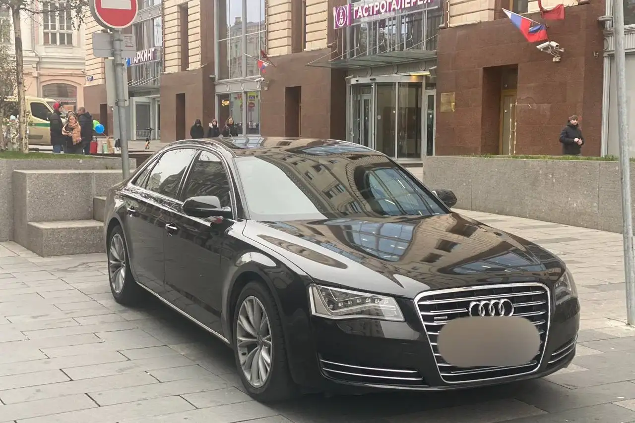 Ауди А8 2012 года на белорусском учете - Легковые автомобили (Авто) в Москва
