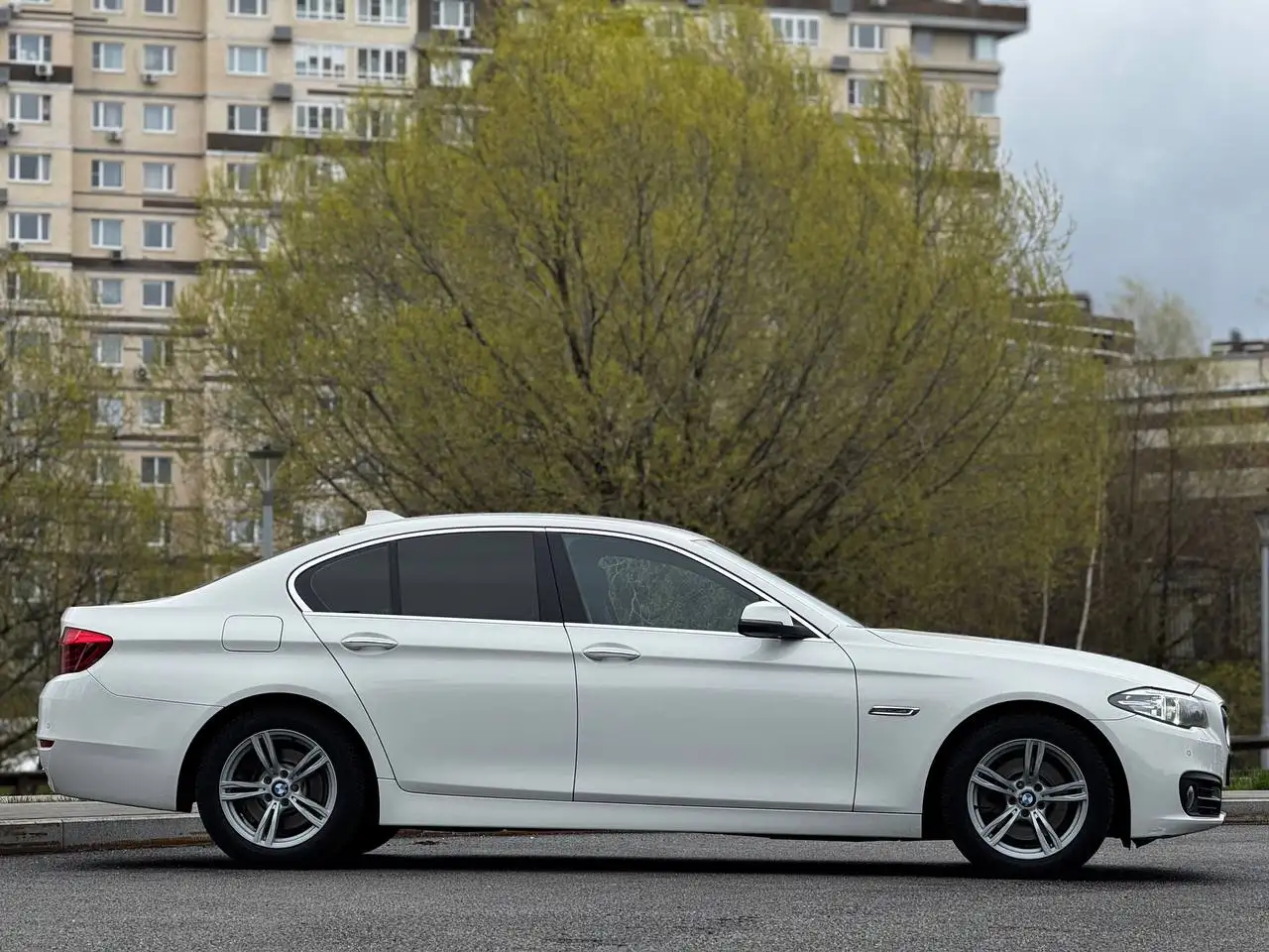 BMW 520d 2016 – Редкий экземпляр в идеале - Седан (Авто) в Москва