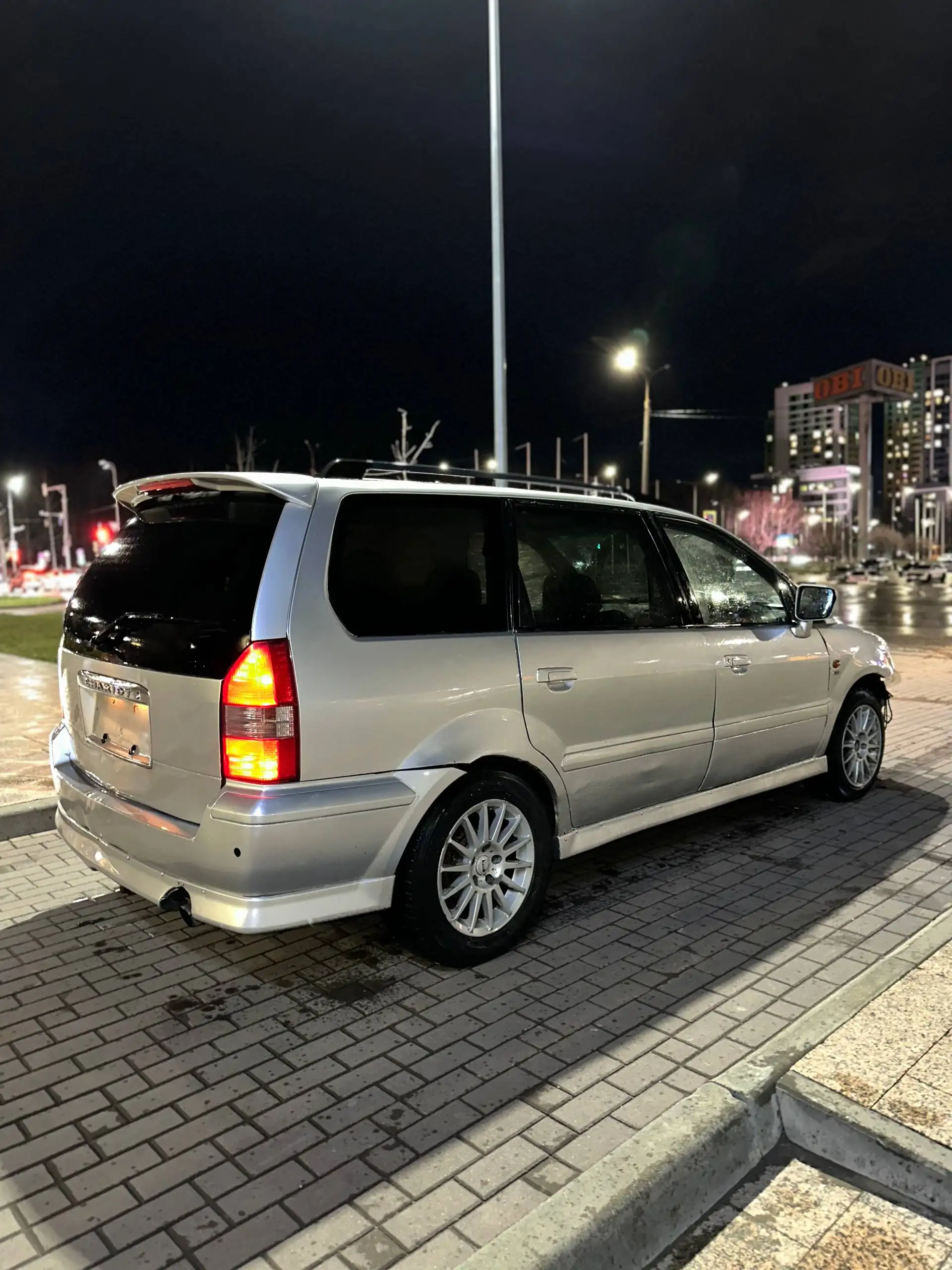 Mitsubishi Chariot 1998 года - Легковые автомобили (Авто) в Москва