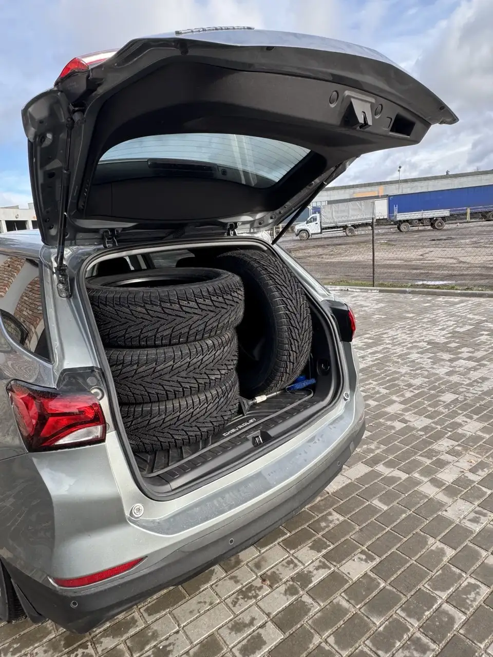 Chevrolet Equinox 2024 AWD - Внедорожник (Авто) в Москва