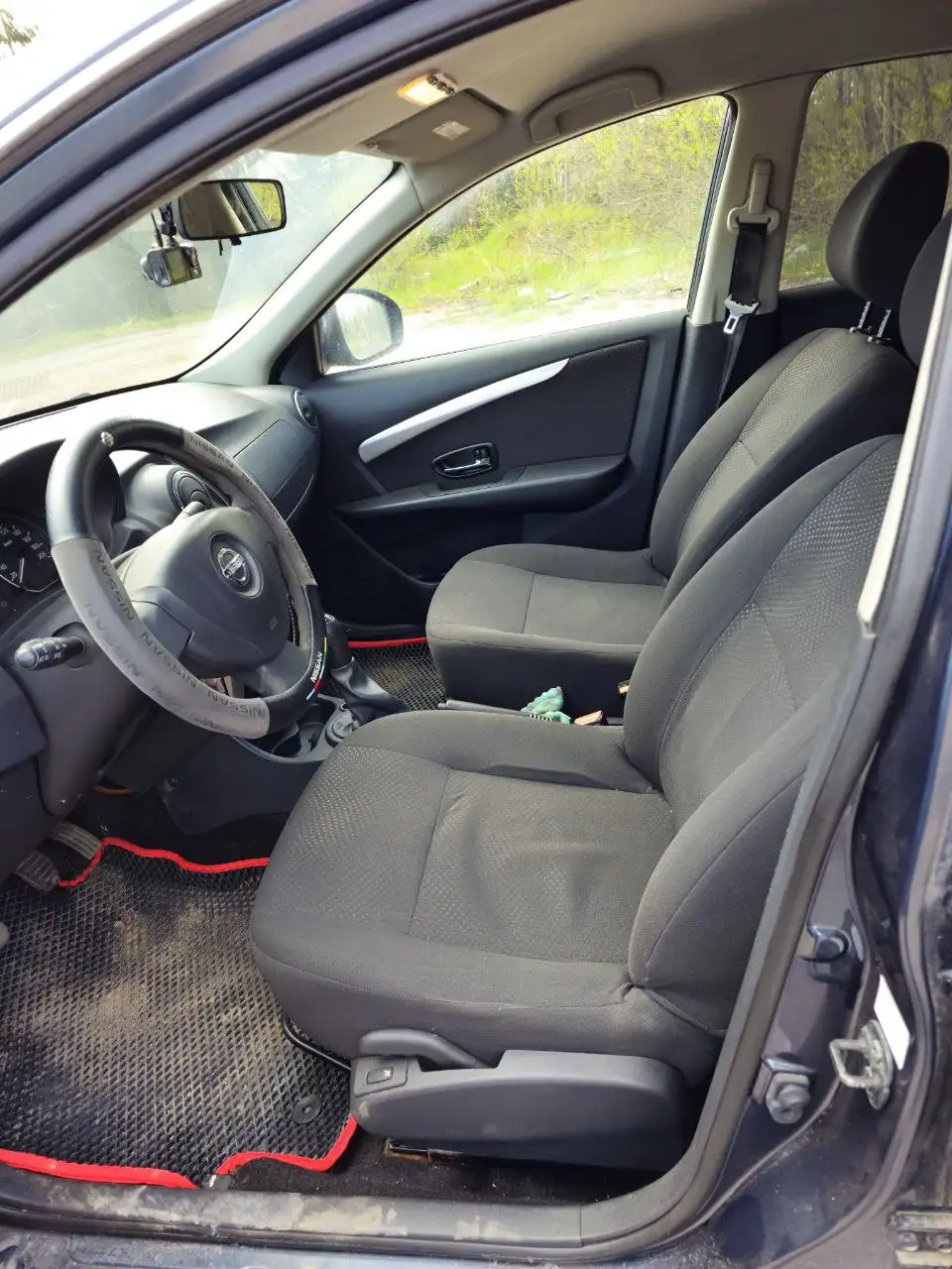 Nissan Almera 2014 с торгов по банкротству - Легковые автомобили (Авто) в Неизвестно