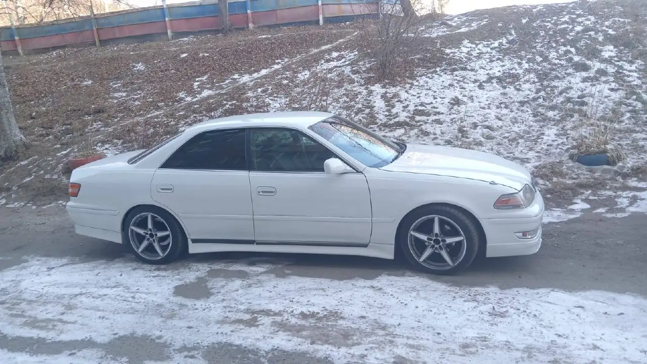 Продажа резины 215/45 R17, диски и проставки - Шины (Авто) в Москва