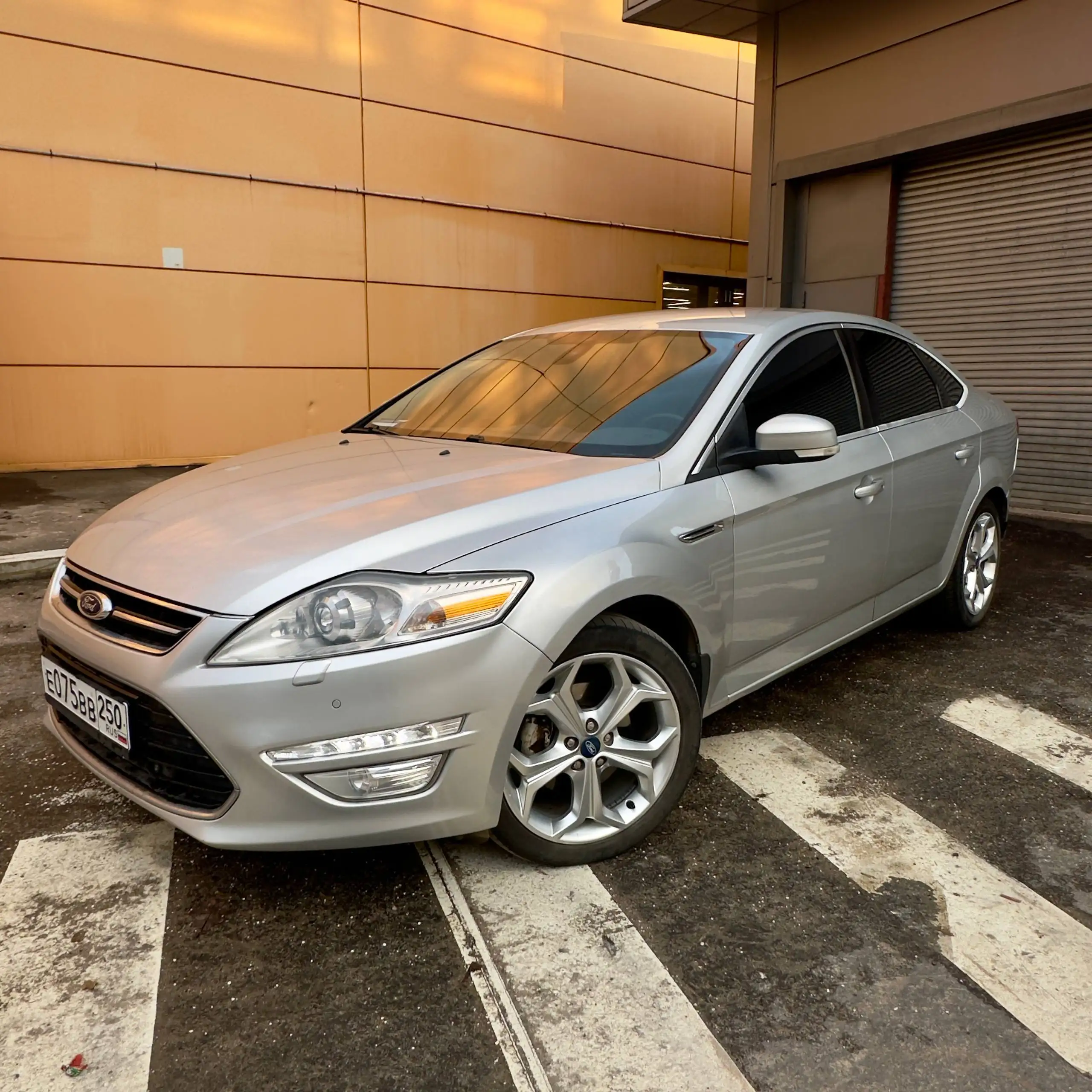 Ford Mondeo 4 рест 2012 года - Авто в Москва