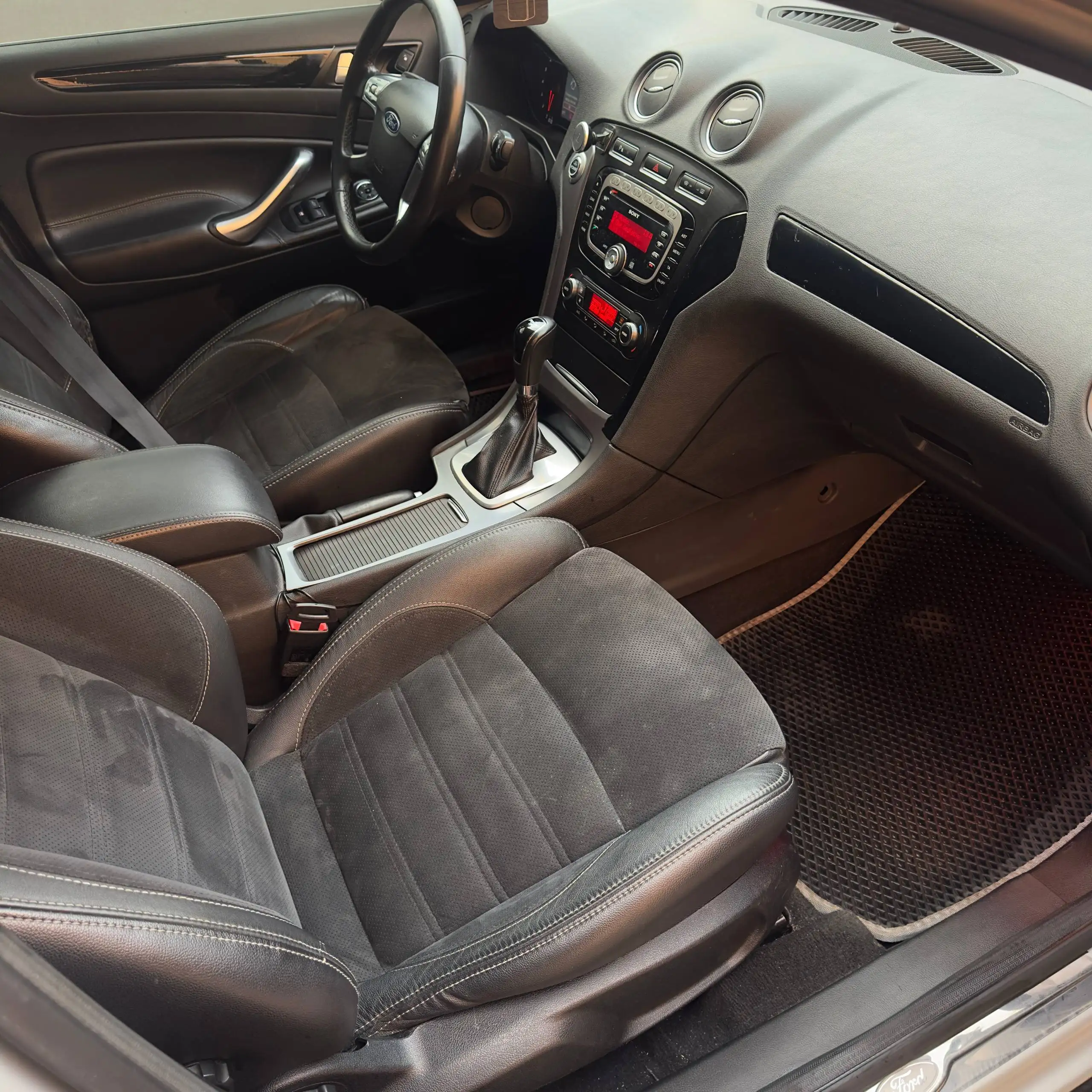 Ford Mondeo 4 рест 2012 года - Авто в Москва