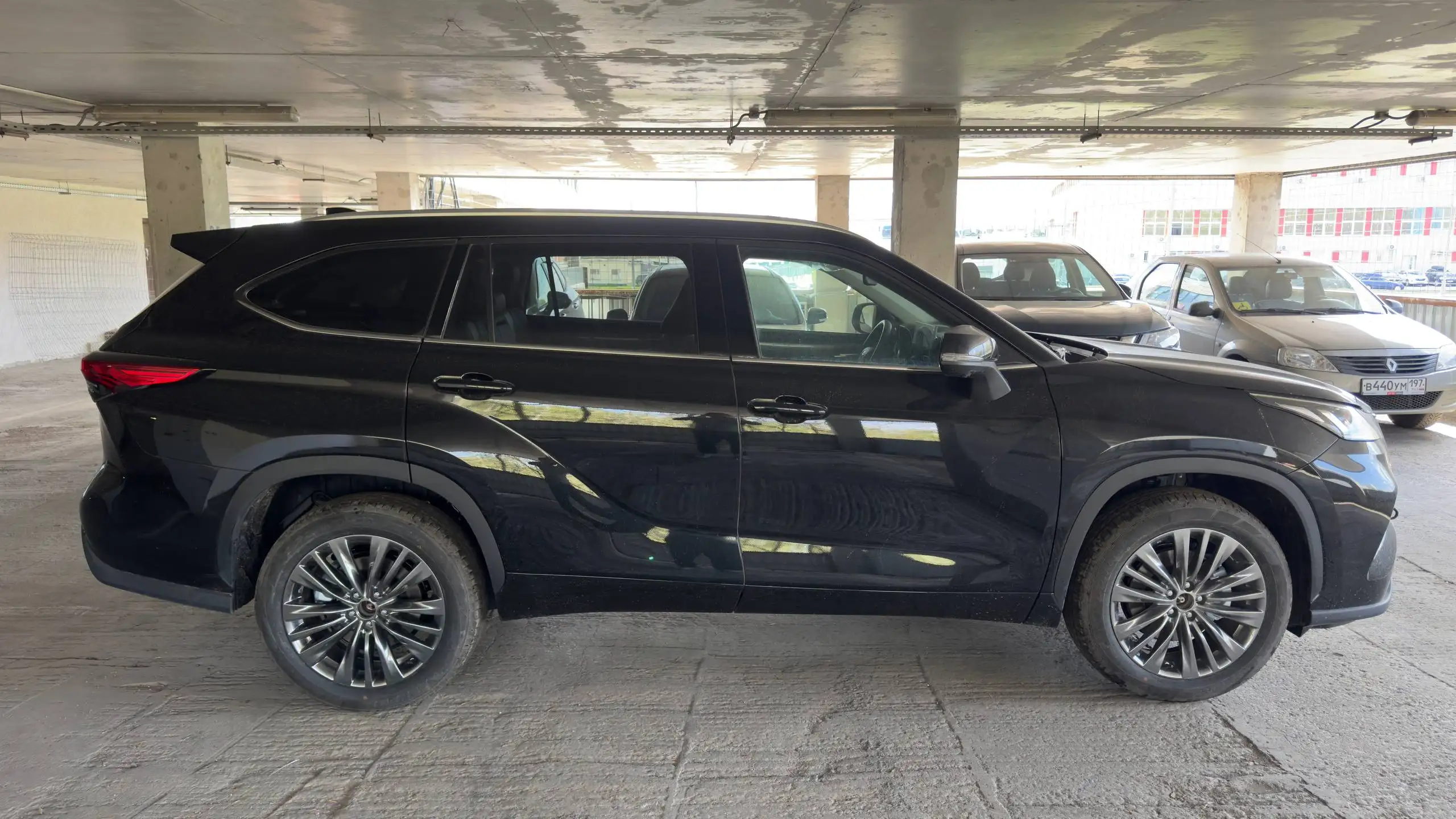 Toyota Highlander 2026 года в Москве - Внедорожники (Авто) в Москва
