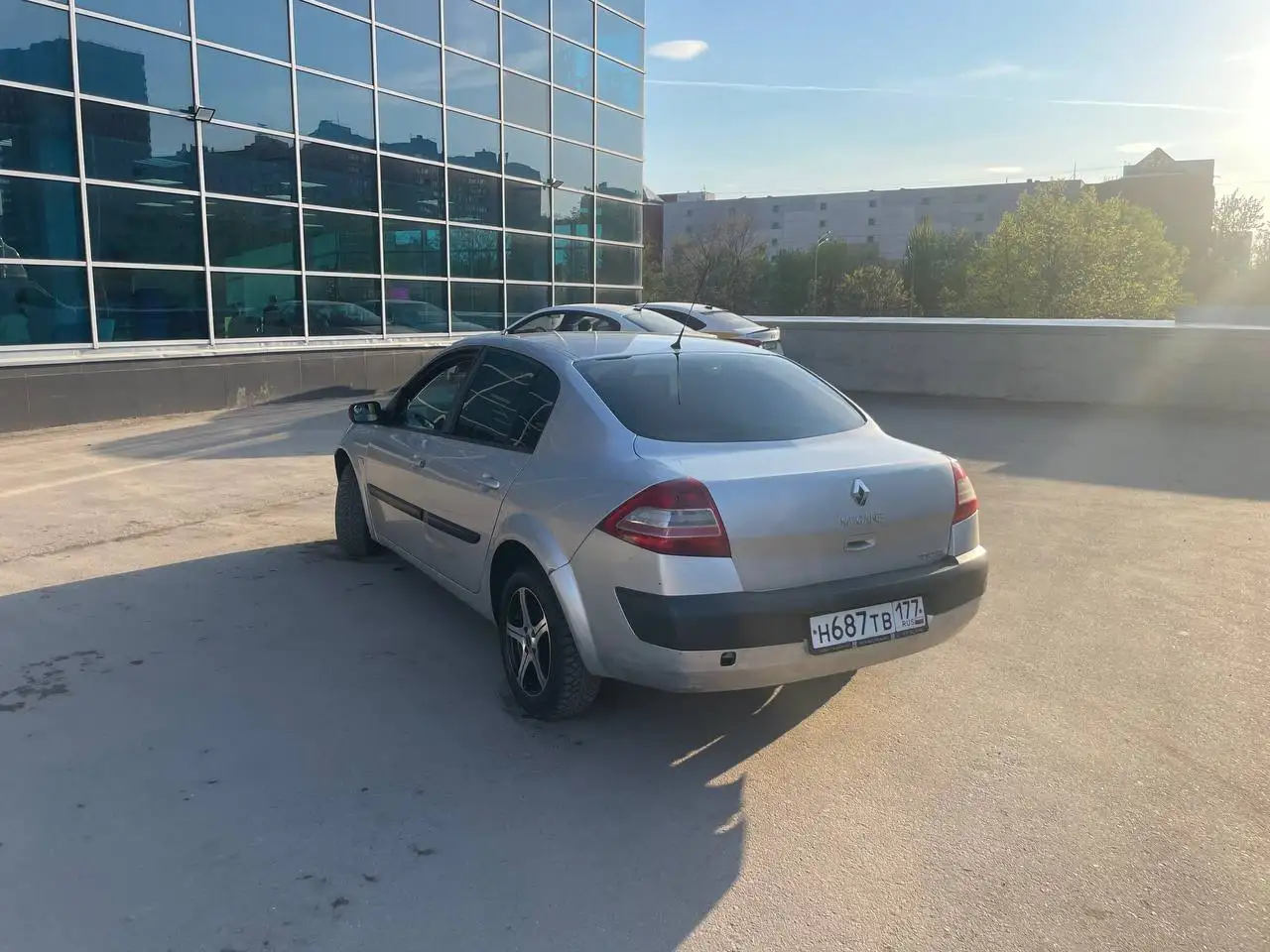Продажа автомобиля 2006 года - Авто в Москва
