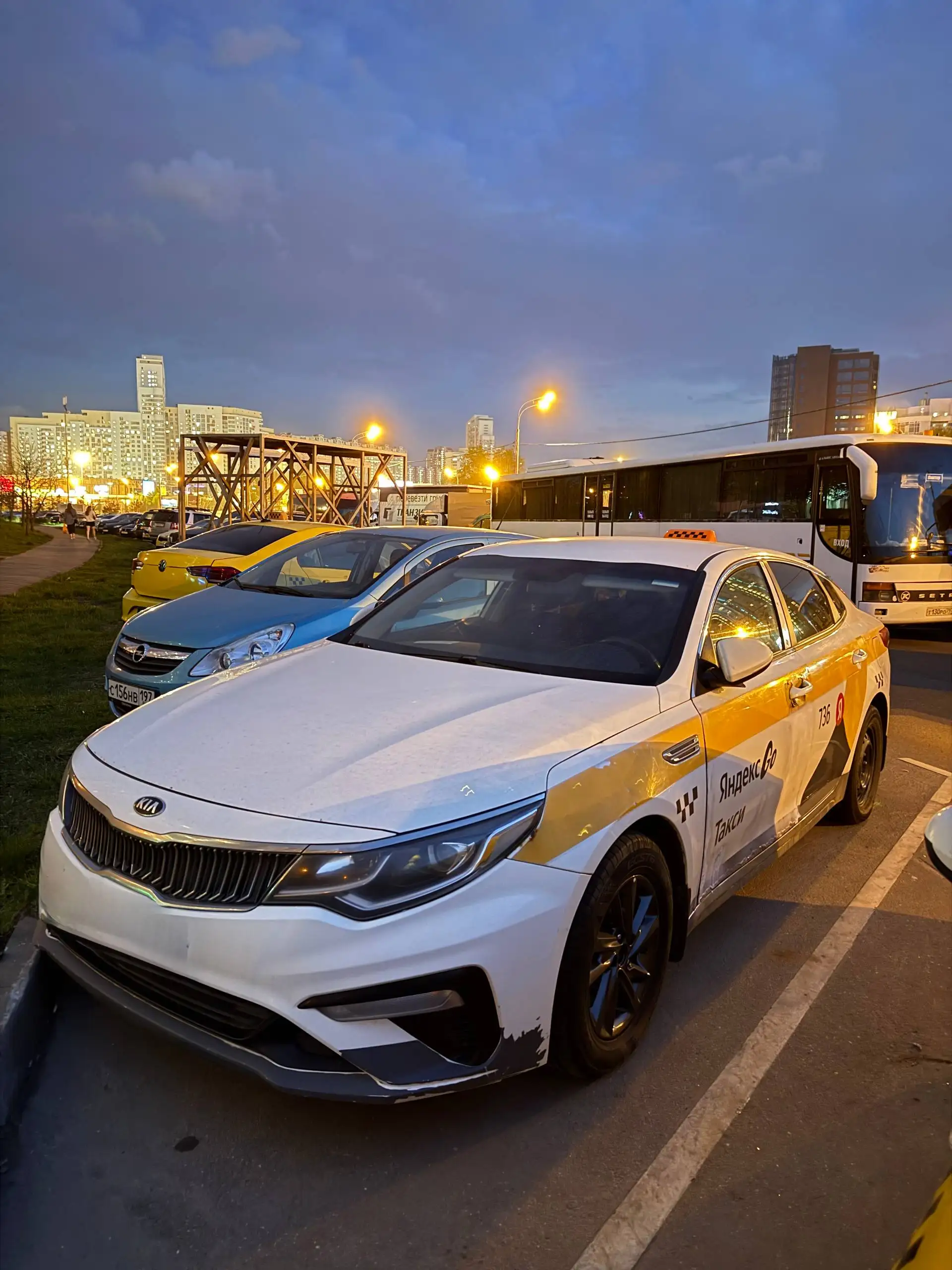 KIA Optima 2019, 16 штук - Авто в Москва