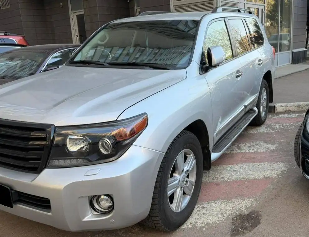 Toyota Land Cruiser 200 2013 - Легковые автомобили (Авто) в Москва