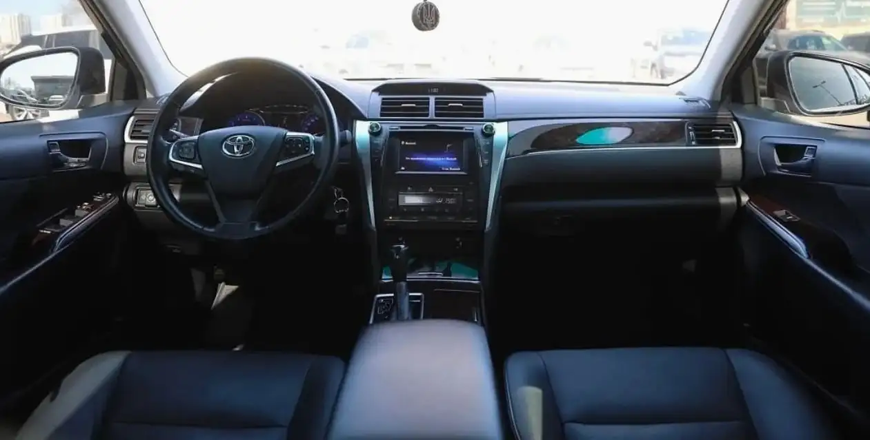 Продам Toyota Camry 55 - Авто в Москва