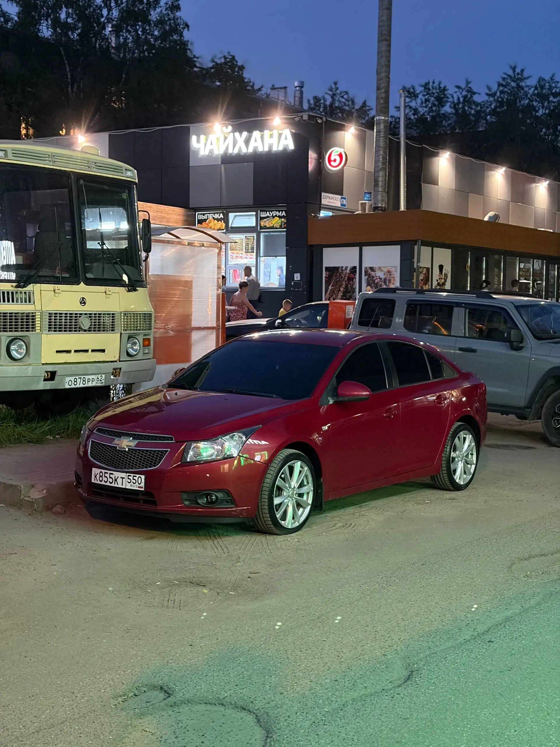 Chevrolet Cruze 2011, 1.6 AT, пробег 196700 - Легковые автомобили (Авто) в Балашиха