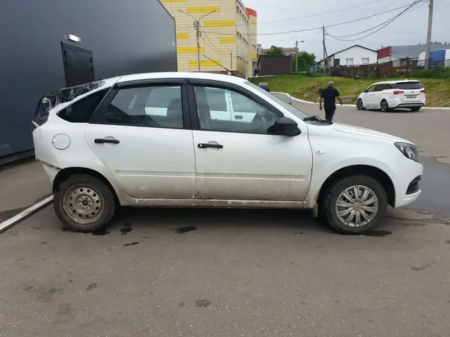 Автомобиль 2019 года - Лодки в Москва