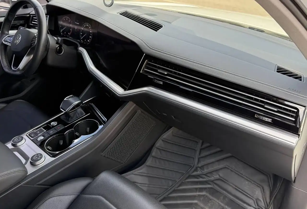 Volkswagen Touareg III 3.0 TFSI AWD 2020 - Легковые автомобили (Авто) в Москва