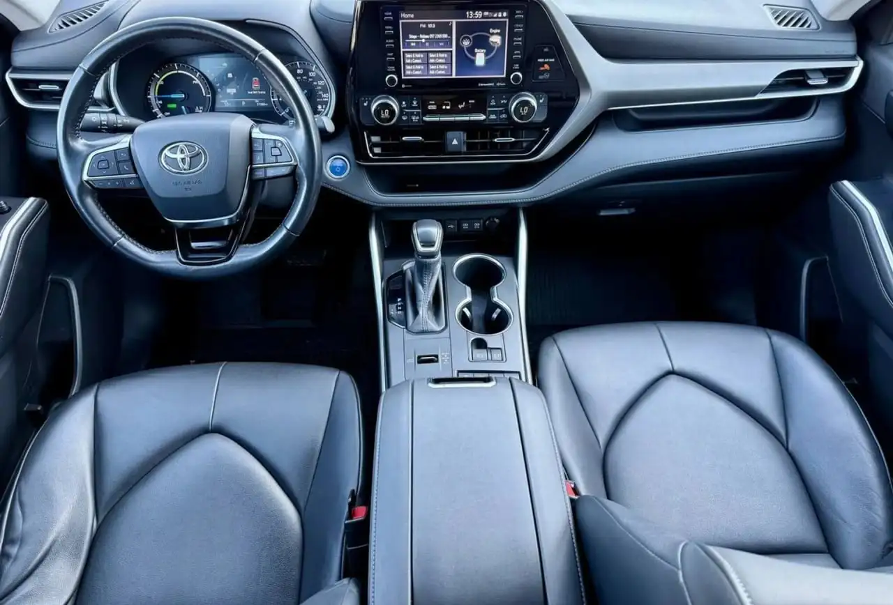 Toyota Highlander IV 2020 Prestige (Гибрид) - Внедорожники и кроссоверы (Авто) в Москва