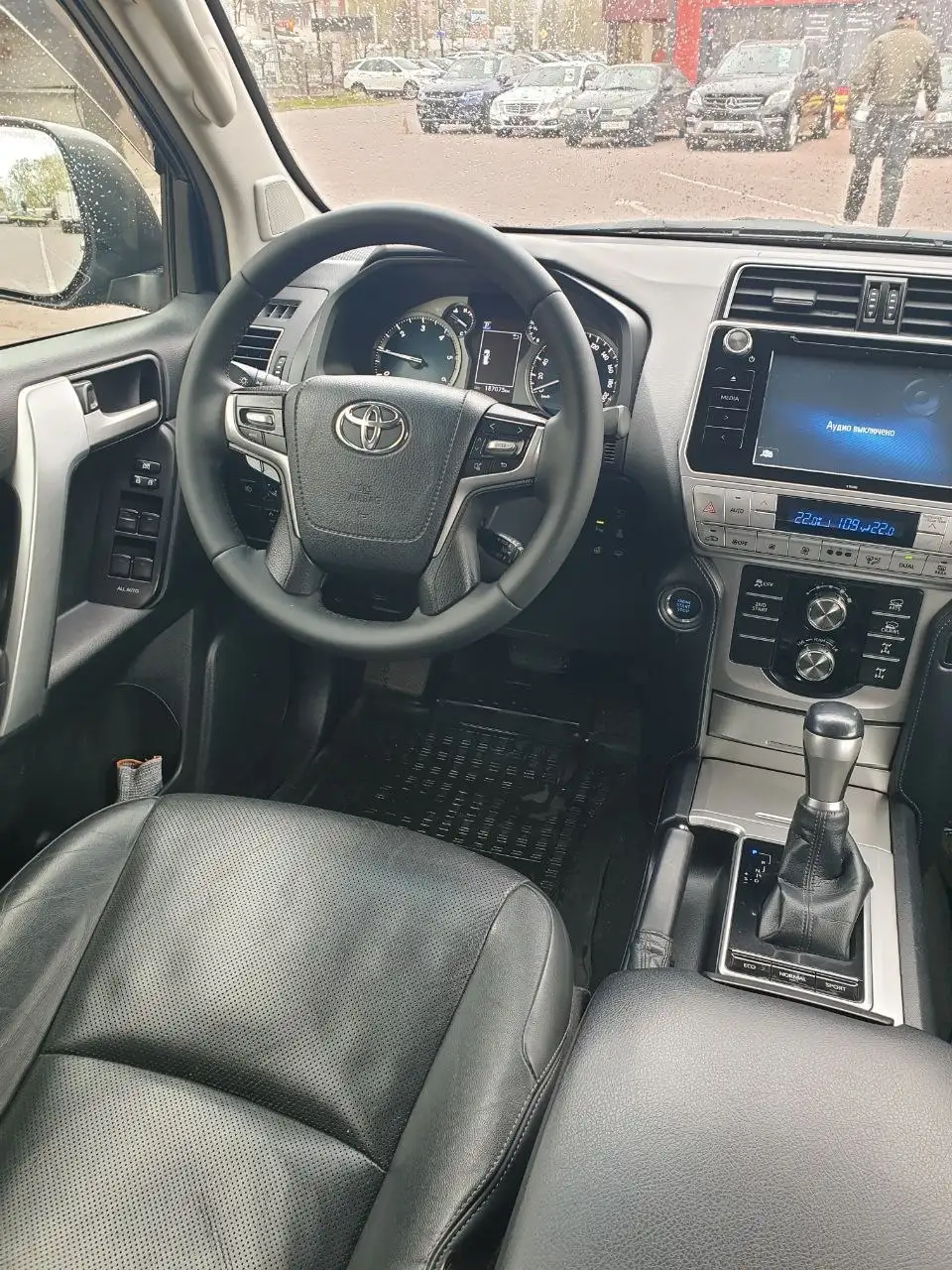 Toyota Land Cruiser Prado 2018 дизель - Внедорожник (Авто) в Москва