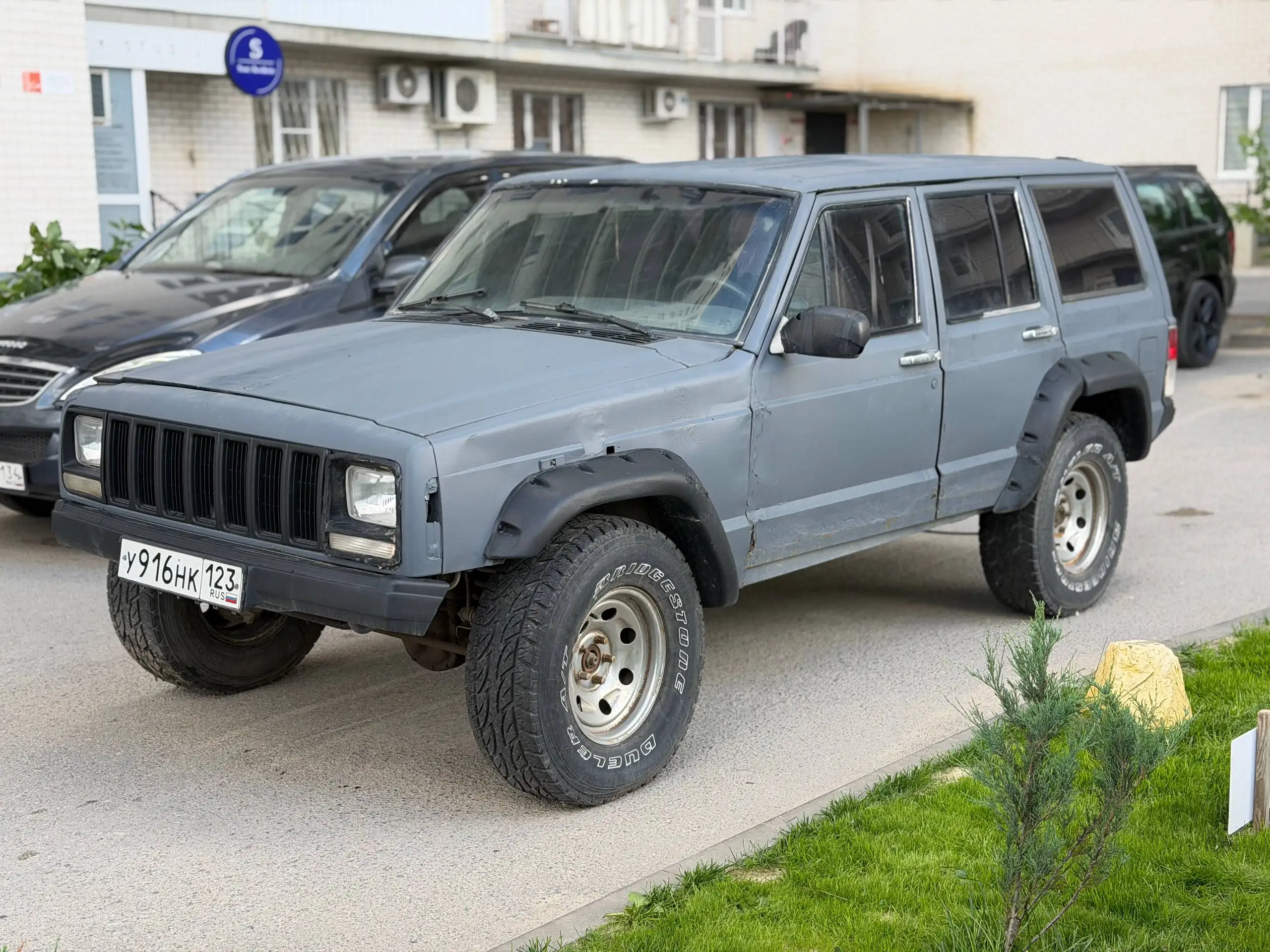 Jeep Cherokee 4.0 АКПП Запретка - Легковые автомобили (Авто) в Волгоград