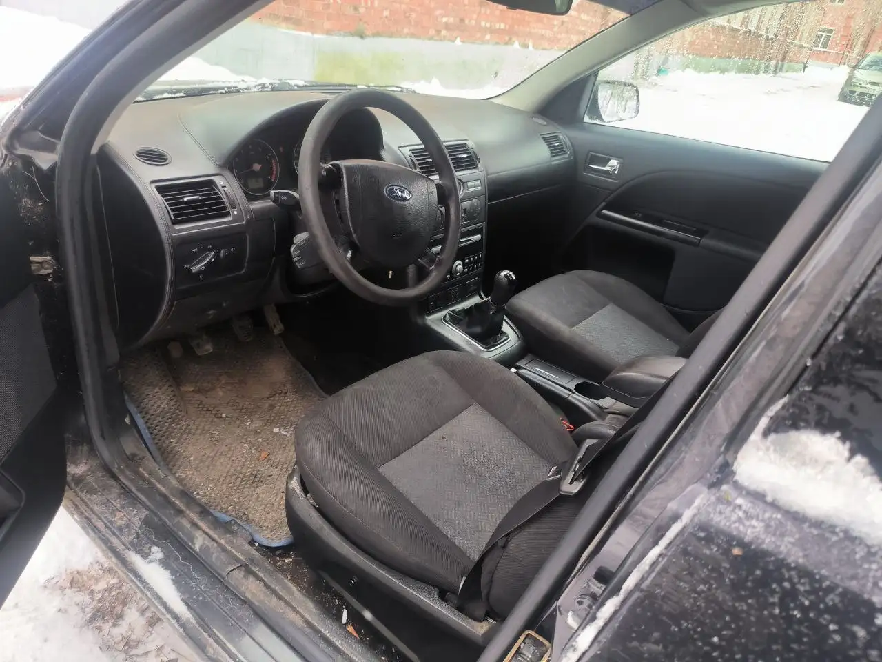 FORD MONDEO, 2006 на торгах по банкротству - Авто в Неизвестно