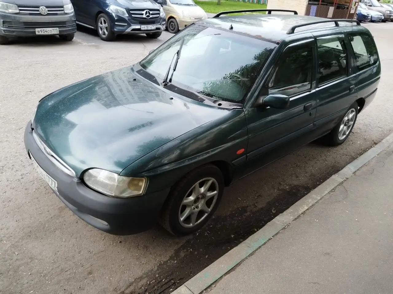 Ford Export 1998 на ходу - Легковые автомобили (Авто) в Москва