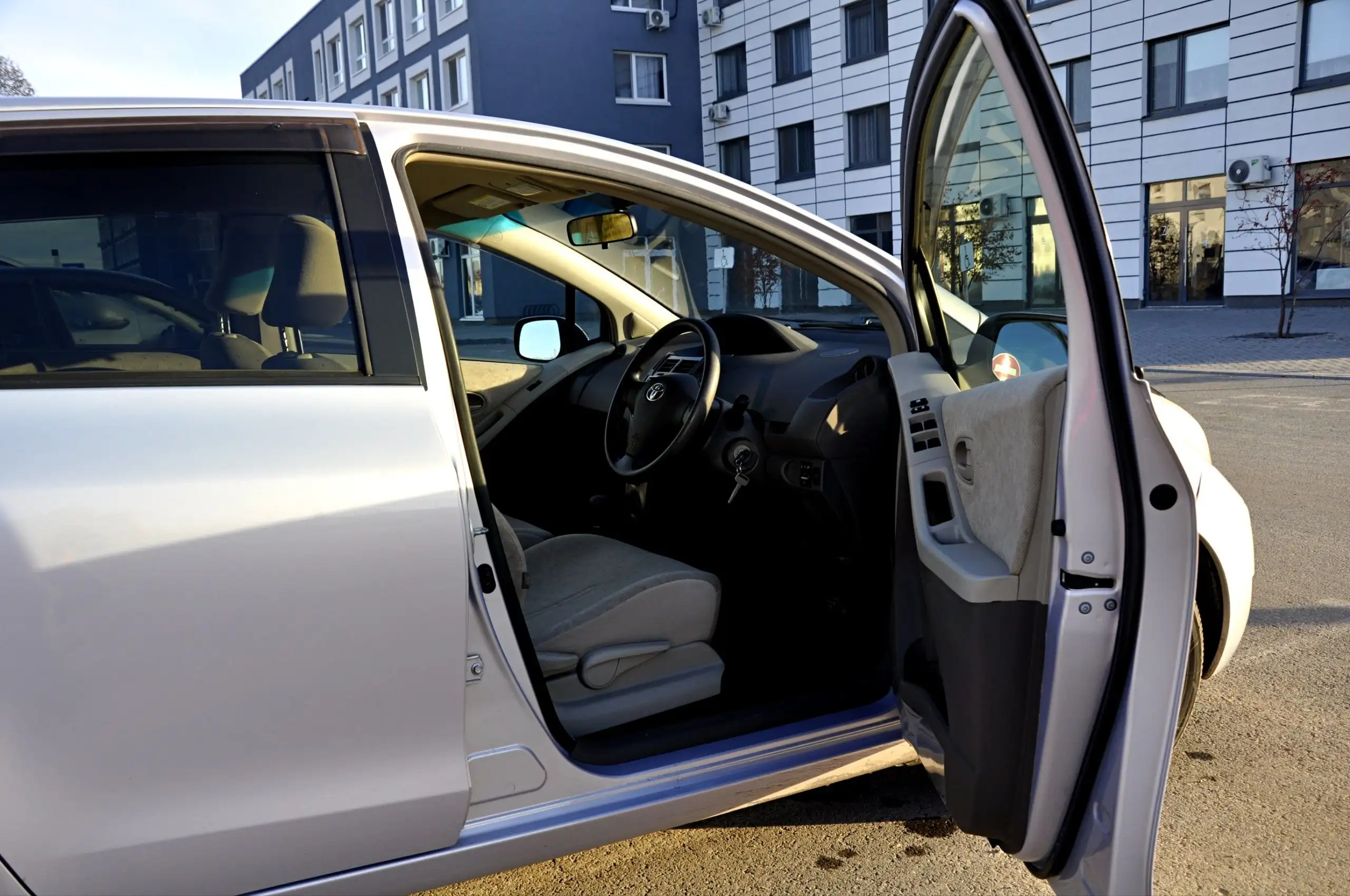 Toyota Vitz 2009 в отличном состоянии - Легковые автомобили (Авто) в Тюмень
