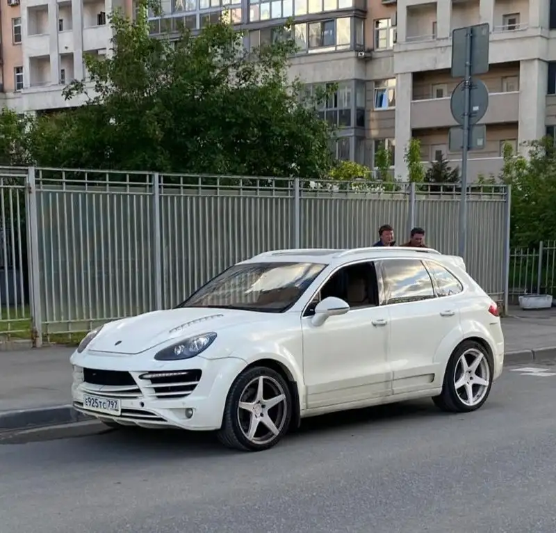 Porsche Cayenne S 2011 - Легковые автомобили (Авто) в Москва