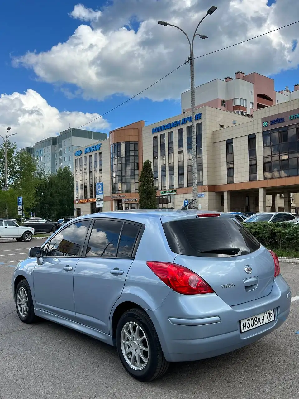Ниссан Тиида 2010 - Легковые автомобили (Авто) в Москва