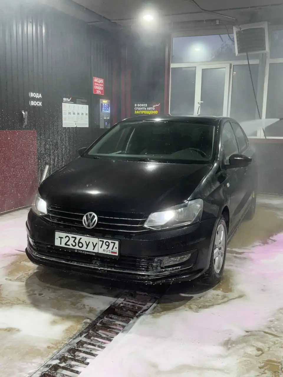 Volkswagen Polo 2011 автомат - Легковые автомобили (Авто) в Москва