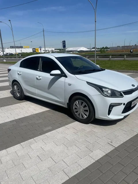 Kia Rio 4 2019 - Авто в Москва