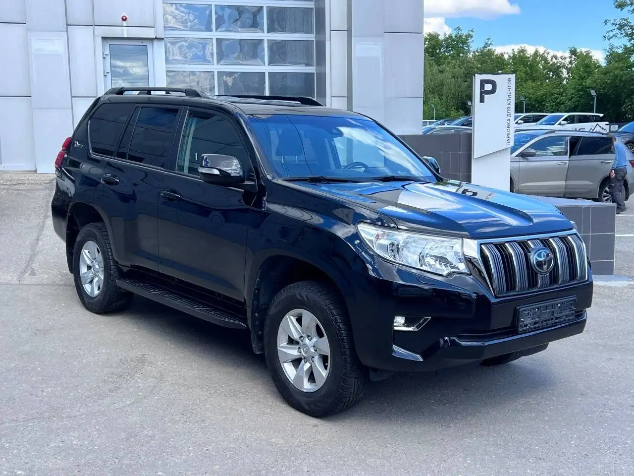 Toyota Land Cruiser Prado 2022 - Внедорожник (Авто) в Москва