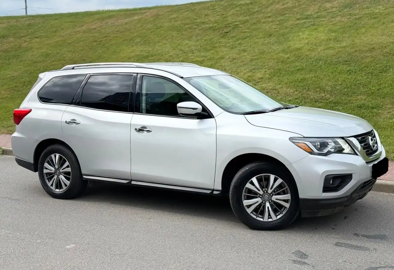 Nissan Pathfinder 2018 (рестайлинг) - Авто в Москва