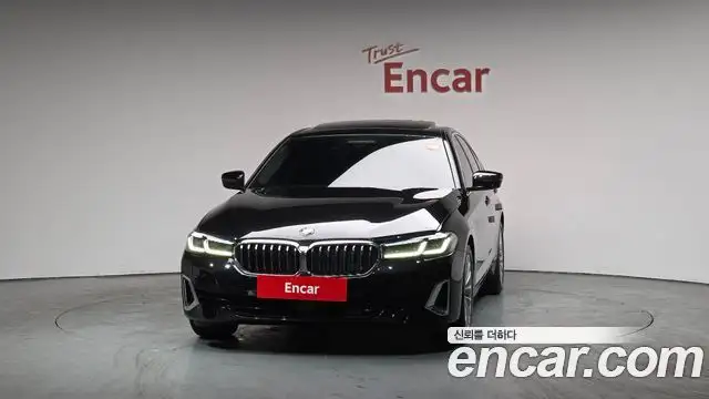 BMW 5-Series 520i Luxury 2023 - Легковые автомобили (Авто) в Москва