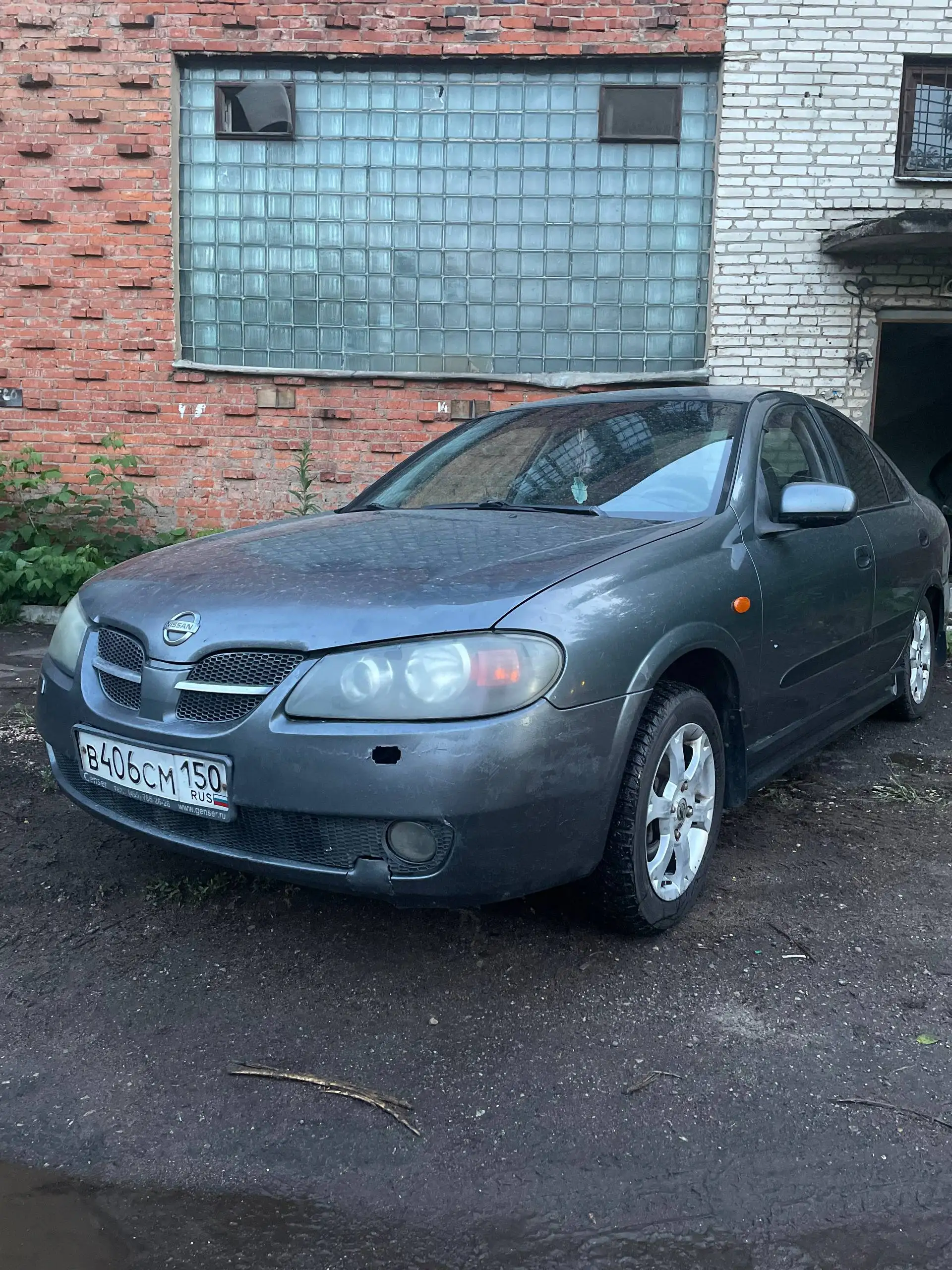 Nissan Almera 1.5 2005 срочно - Легковые автомобили (Авто) в Москва