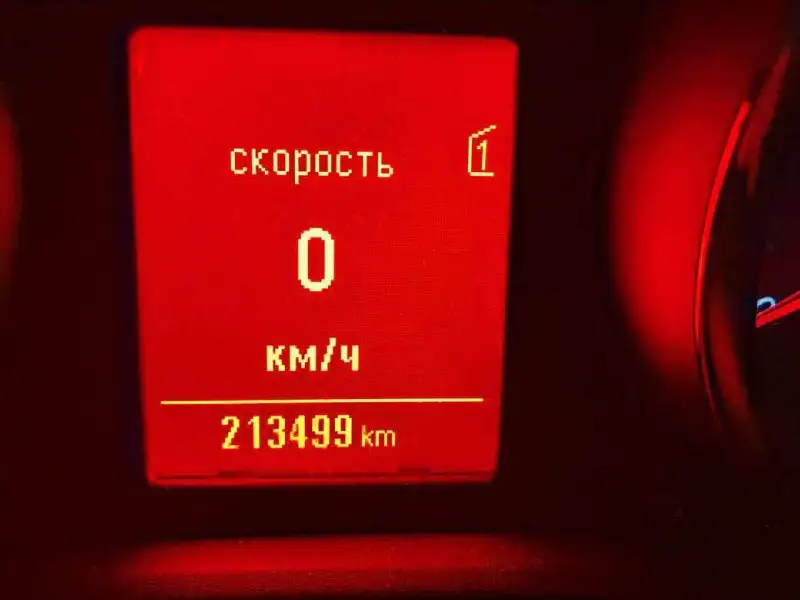 OPEL ASTRA, 2011 на торгах по банкротству - Легковые автомобили (Авто) в Неизвестно