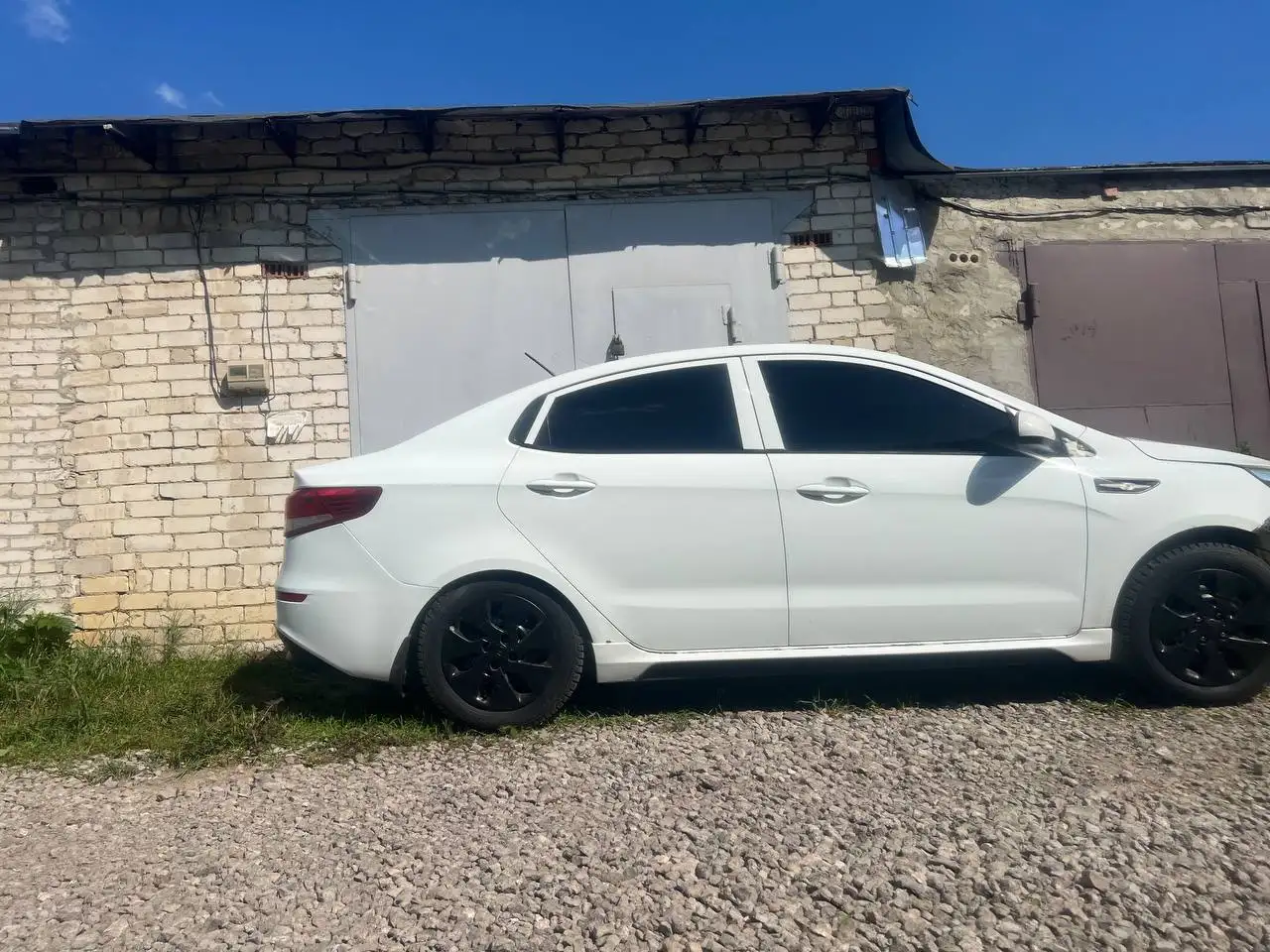 Продажа автомобиля 2016 года рестайлинг - Автомобили (Авто) в Москва