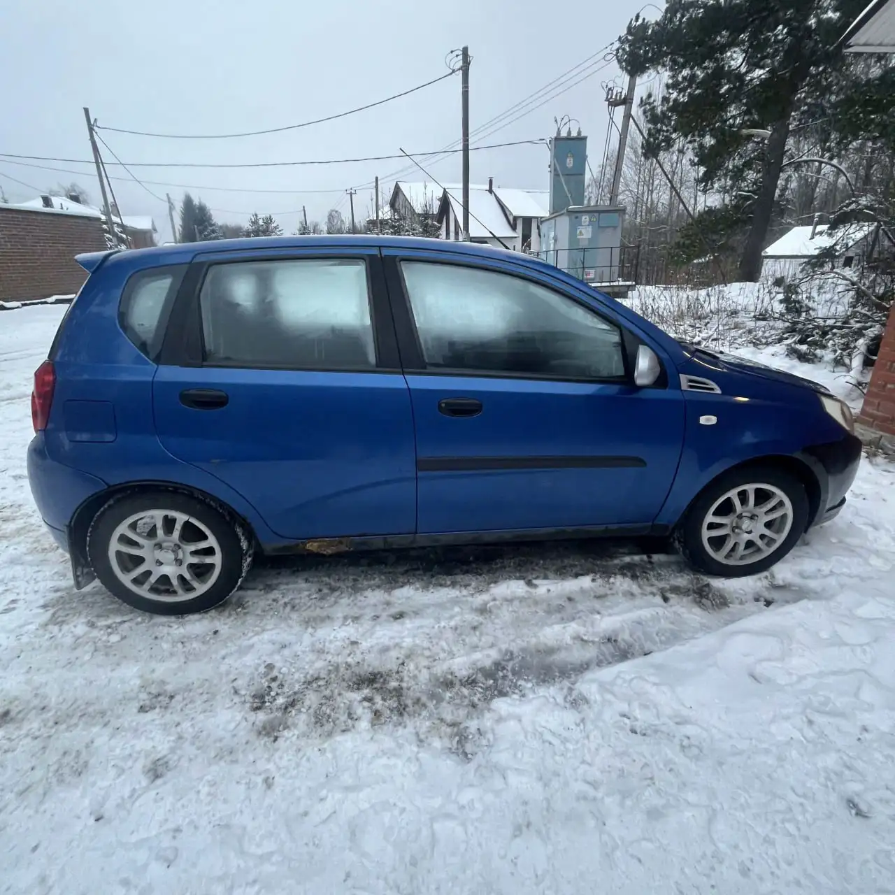 CHEVROLET AVEO 2009 на торгах по банкротству - Легковые автомобили (Авто) в Санкт-Петербург