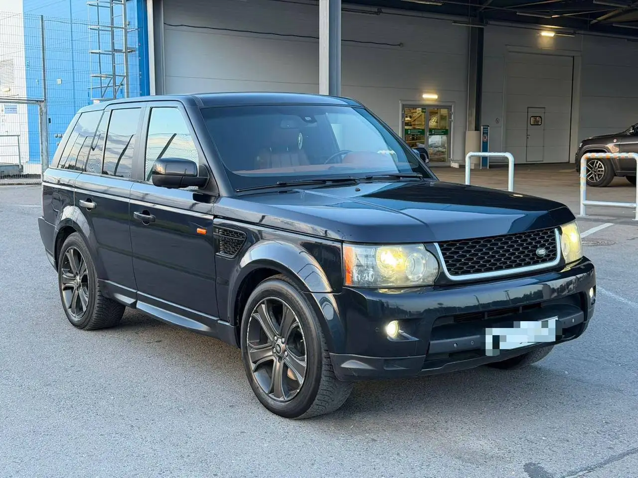 Land Rover Range Rover Sport 2013 - Внедорожники (Авто) в Москва