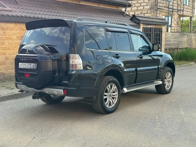 Mitsubishi Pajero-IV 2014 Рестайлинг - Автомобили с пробегом в Москва