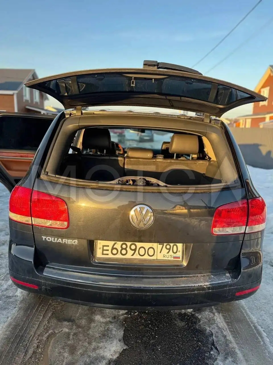 Volkswagen Touareg 2005 на торгах по банкротству - Авто в Неизвестно