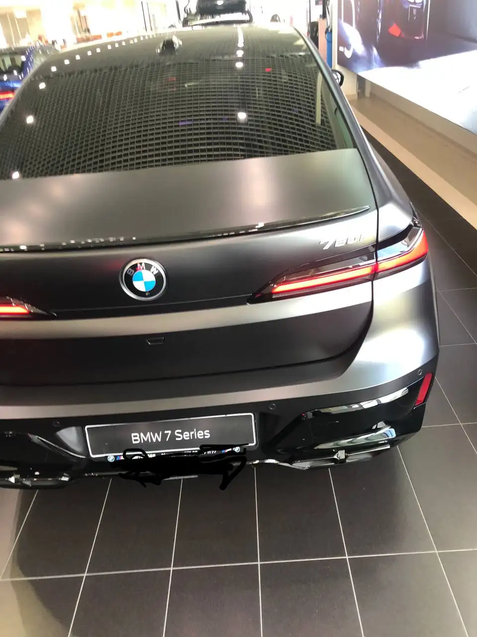 Продажа BMW 760i xDrive 2025 года без пробега - null (Авто) в Москва