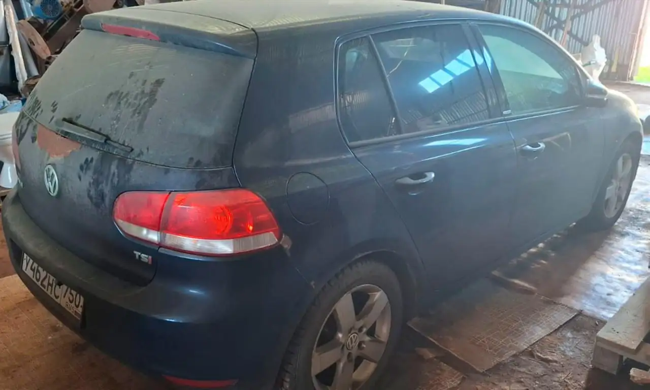 Volkswagen Golf 1.4 AT 2012 с торгов по банкротству - Авто в Московская область