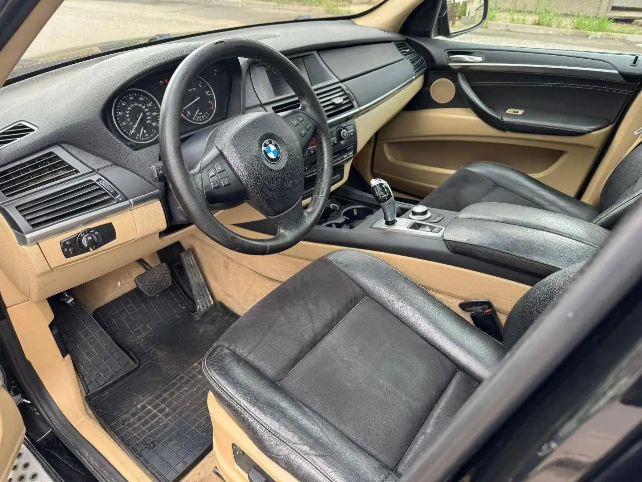 Автомобиль 2007 года - Легковые автомобили (Авто) в Москва