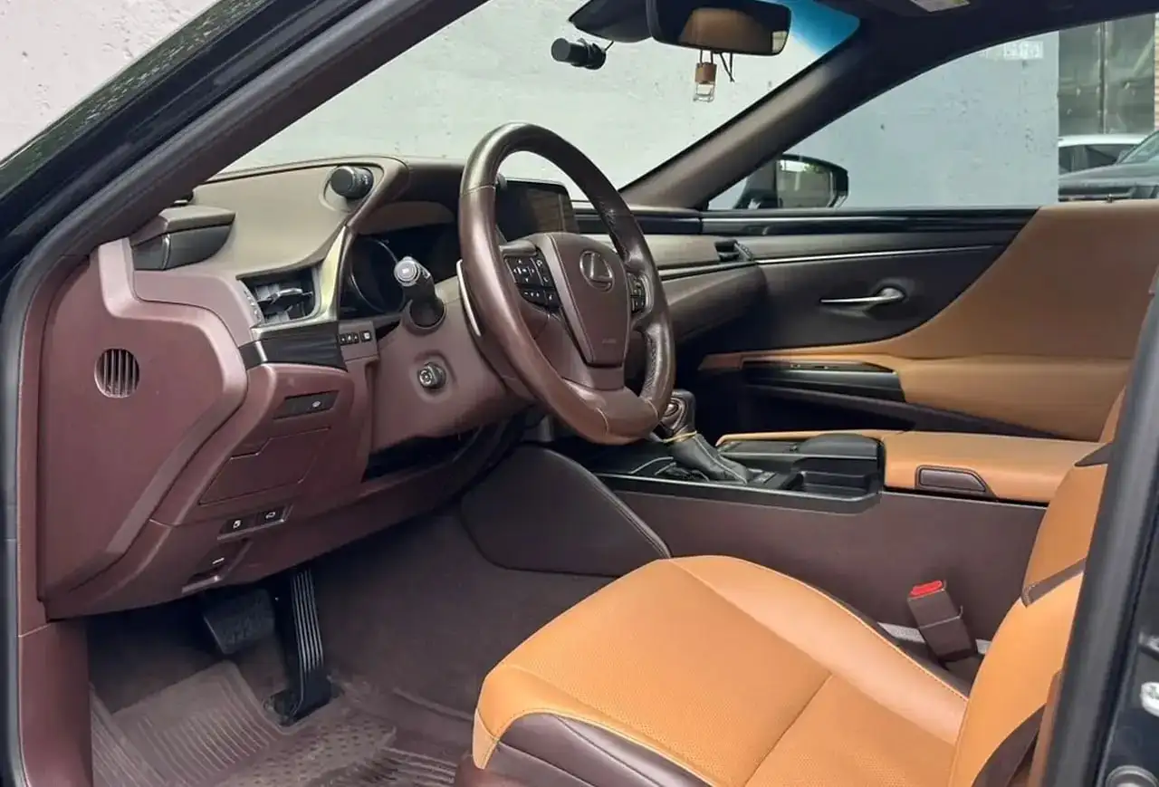 Lexus ES 2020 - продажа с рассрочкой - Легковые автомобили (Авто) в Москва