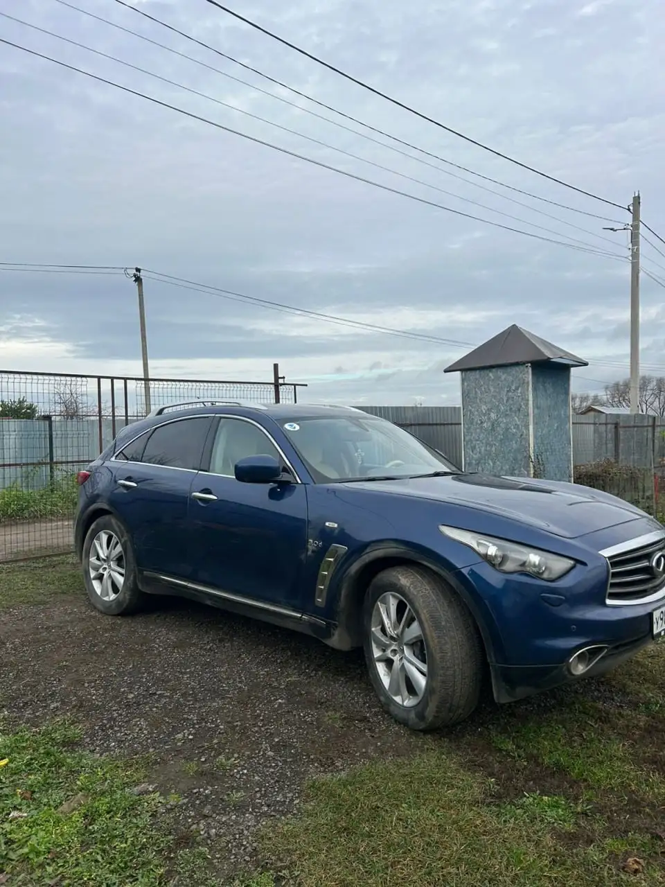 INFINITI QX70 2015 с торгов по банкротству - Легковые автомобили (Авто) в Москва