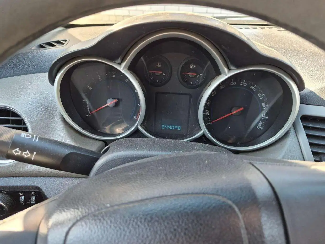 Chevrolet Cruze 2011 с торгов по банкротству - Легковые автомобили (Авто) в Брянск