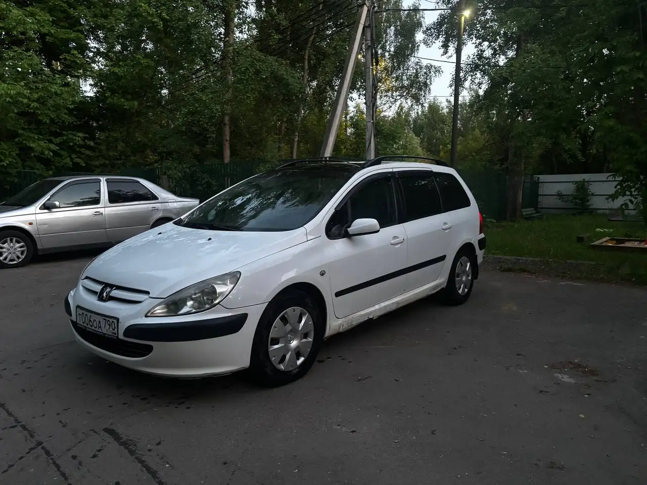 Пежо 307 2003 год на ходу, с газом - Легковые автомобили (Авто) в Москва