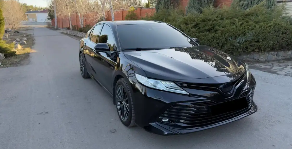 Toyota Camry Hybrid 2019 - Легковые автомобили (Авто) в Москва