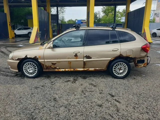 Kia Rio 2002 года в хорошем состоянии - Автохолодильники в Москва